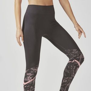 Eliza Seamless Tight